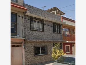 Casa en Venta en Metropolitana Tercera Sección Nezahualcóyotl