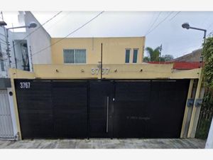 Casa en Venta en La Calma Zapopan