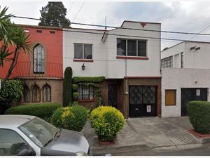 Casa en Venta en Claveria Azcapotzalco