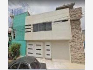 Casa en Venta en La Perla Nezahualcóyotl