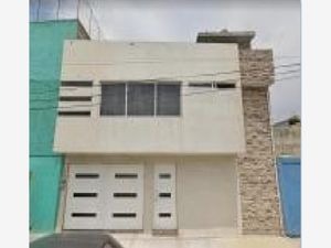 Casa en Venta en La Perla Nezahualcóyotl