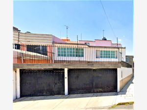 Casa en Venta en Loma Dorada Ensenada