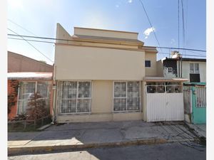 Casa en Venta en Parque Residencial Coacalco 1a Sección Coacalco de Berriozábal