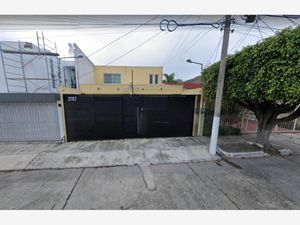 Casa en Venta en La Calma Zapopan