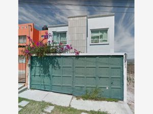 Casa en Venta en Paseos de la Montaña Lagos de Moreno