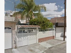 Casa en Venta en Zona de Oro Celaya