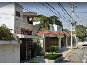 Casa en Venta en Lomas de Tecamachalco Naucalpan de Juárez