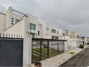 Casa en Venta en Colinas del Cimatario Querétaro