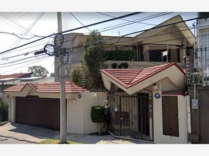 Casa en Venta en Lomas de Tecamachalco Naucalpan de Juárez