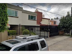 Casa en Venta en Bosques de La Victoria Guadalajara