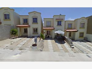 Casa en Venta en Villa Residencial del Prado Ensenada