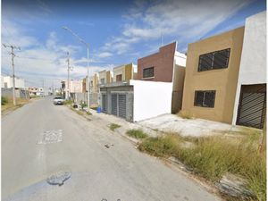 Casa en Venta en Paseo de la Loma Apodaca