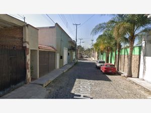 Casa en Venta en Santa Maria Tequepexpan San Pedro Tlaquepaque