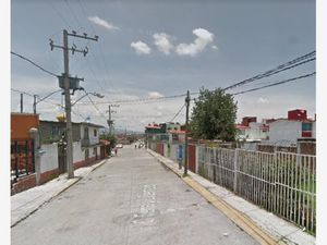 Casa en Venta en La Rivera Toluca