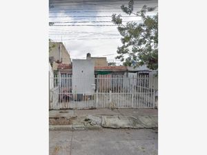 Casa en Venta en Rincon de Agua Azul Guadalajara