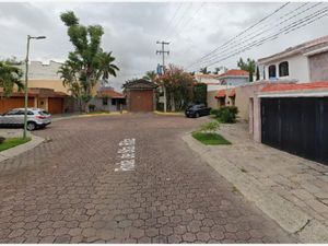 Casa en Venta en Lomas Santa Rita Guadalajara