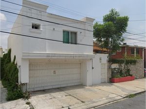 Casa en Venta en Altavista Monterrey