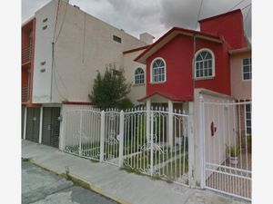 Casa en Venta en Villas del Álamo Mineral de la Reforma