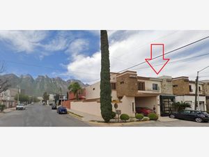 Casa en Venta en Portal de Cumbres Monterrey