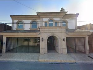 Casa en Venta en El Roble San Nicolás de los Garza