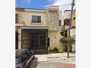 Casa en Venta en Portal de Cumbres Monterrey