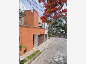 Casa en Venta en Burgos Bugambilias Temixco