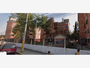 Departamento en Venta en Jardines de los Claustros IV Tultitlán