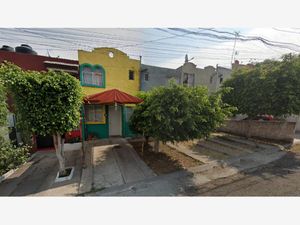 Casa en Renta en Balcones de Santa Maria San Pedro Tlaquepaque