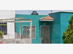 Casa en Venta en Hacienda Santa Fe Tlajomulco de Zúñiga