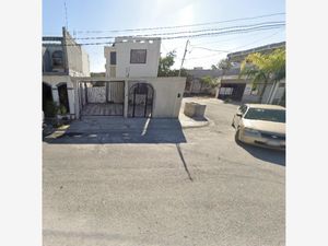 Casa en Venta en Jardines de Cadereyta Cadereyta Jiménez