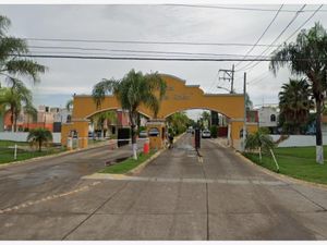 Casa en Venta en Jardines Del Edén Tlajomulco de Zúñiga