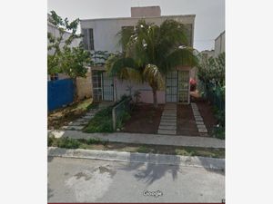 Casa en Venta en Villas Riviera Solidaridad