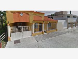 Casa en Venta en Las Rosas Comalcalco