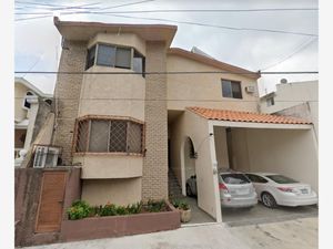 Casa en Venta en Las Torres Monterrey