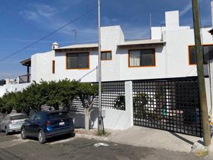 Casa en Venta en El Batan Corregidora