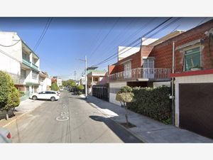 Casa en Venta en Constitucion de 1917 Iztapalapa