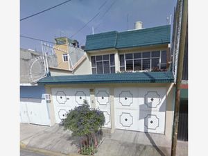 Casa en Venta en Metropolitana Tercera Sección Nezahualcóyotl