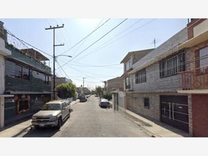 Casa en Venta en Metropolitana Tercera Sección Nezahualcóyotl