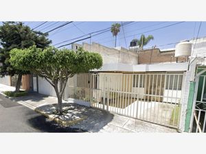 Casa en Venta en Las Aguilas Zapopan