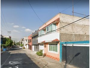 Casa en Venta en Las Aguilas Nezahualcóyotl