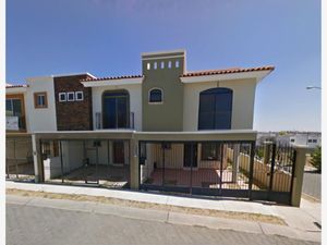 Casa en Venta en Real de Valdepeñas Zapopan