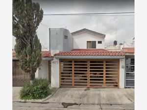 Casa en Venta en Lomas de La Victoria San Pedro Tlaquepaque