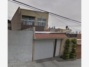 Casa en Venta en Parque Residencial Coacalco 1a Sección Coacalco de Berriozábal