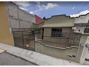 Casa en Venta en Los Prismas Pachuca de Soto