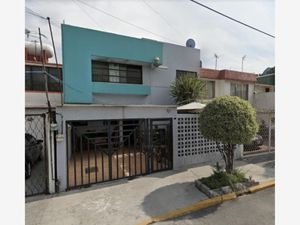 Casa en Venta en Los Laureles Ecatepec de Morelos