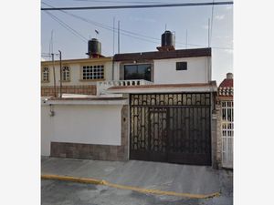 Casa en Venta en Bosques del Valle 1a Sección Coacalco de Berriozábal