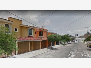 Casa en Venta en Monumental Guadalajara