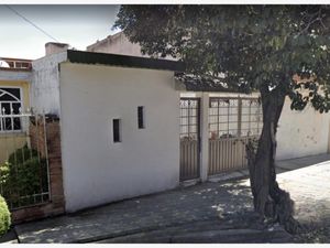 Casa en Venta en Bosques del Valle 1a Sección Coacalco de Berriozábal