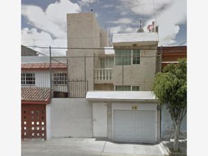 Casa en Venta en Valle de Aragón 3ra Sección Poniente Ecatepec de Morelos