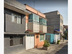 Casa en Venta en Las Aguilas Nezahualcóyotl